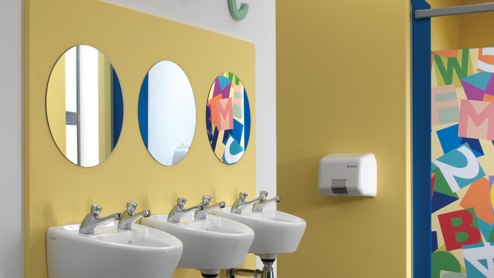 Twyford sola washbasins for the education sector